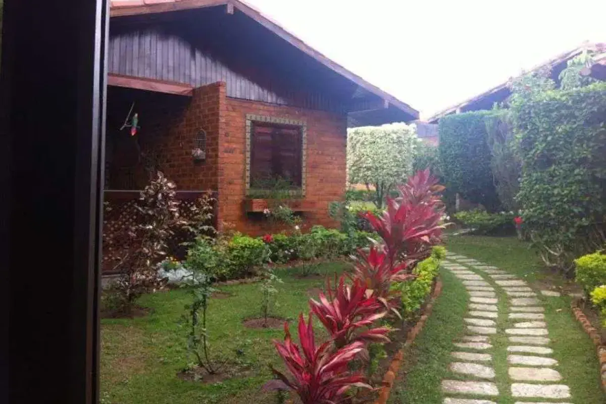 pe-gravata-alpes-suicos-rua-tradicao-casa-sobrado-em-condominio-a-venda-2-quartos-6630d524-1