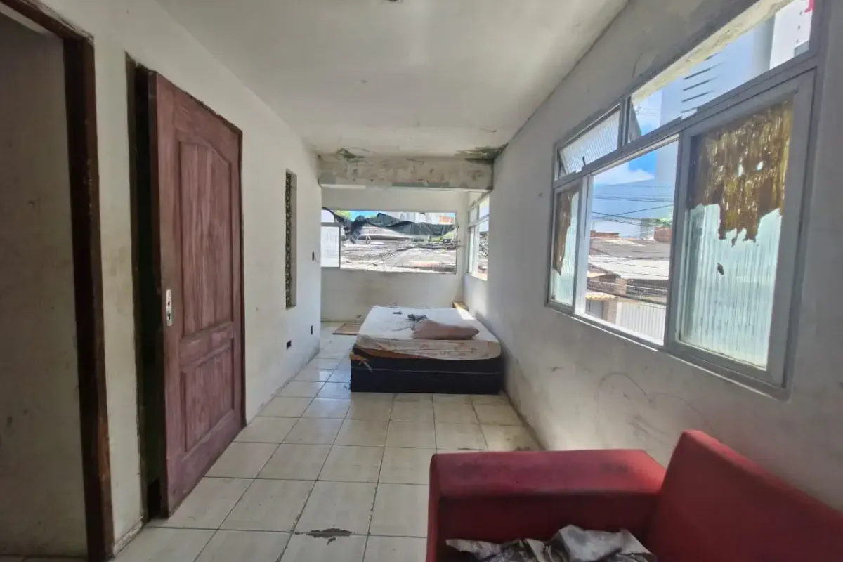 pe-recife-brasilia-teimosa-rua-carlos-lira-filho-predio-a-venda-6949ad6c-00