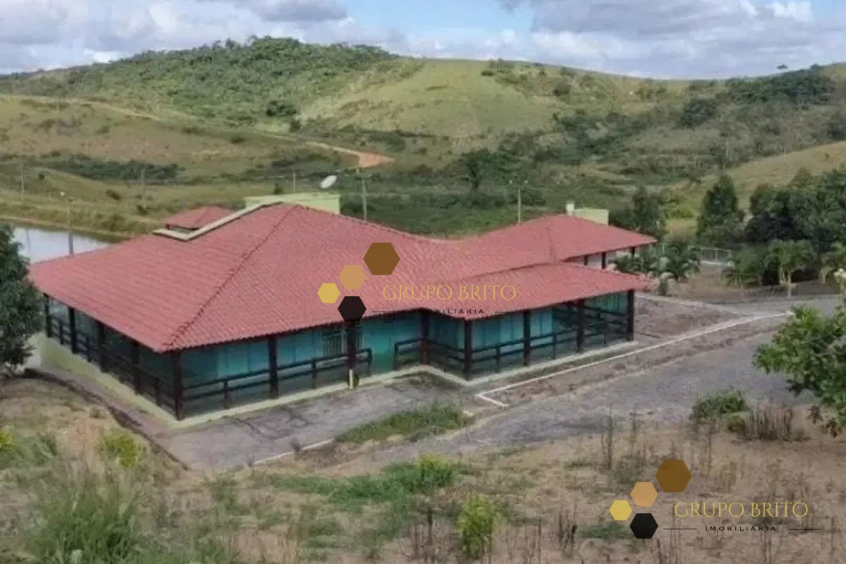 Fazenda 6 Salas Matriz à Venda - Foto 1