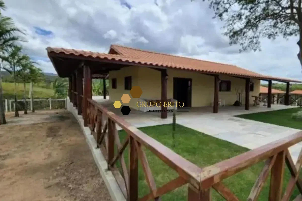 Fazenda 3 Salas Zona Rural à Venda - Foto 1