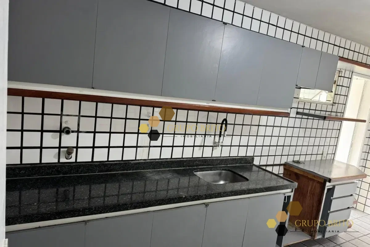 Apartamento 4 Quartos Espinheiro à Venda - Foto 9